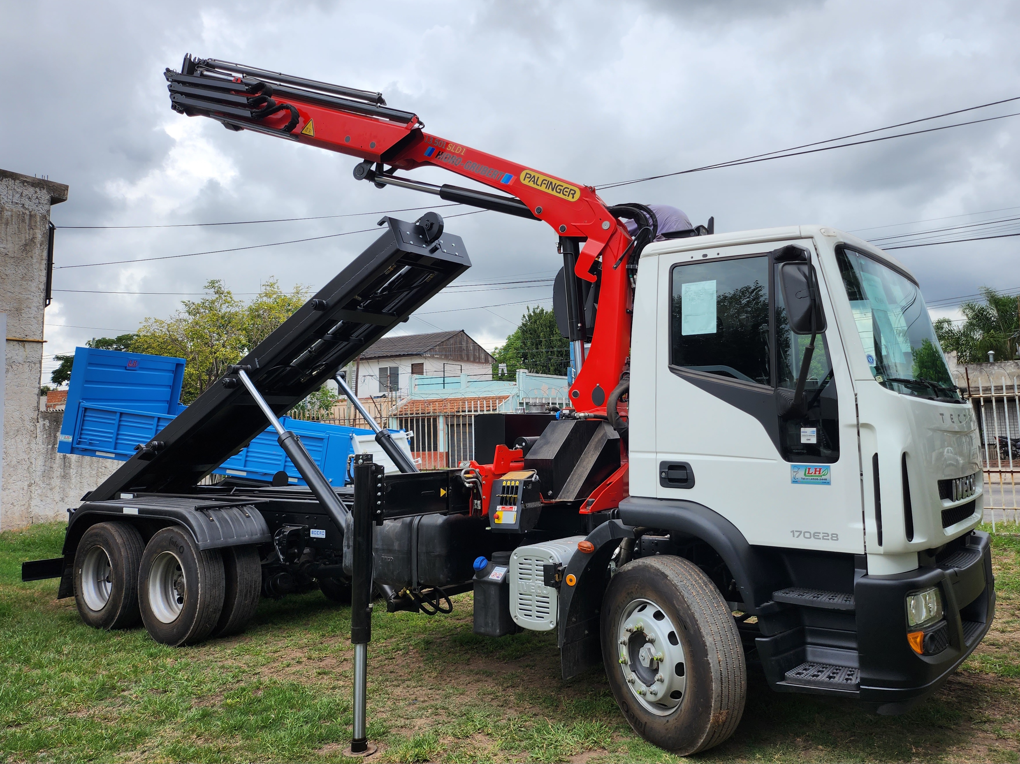 Roll Off a Cable Roll Off a Cable